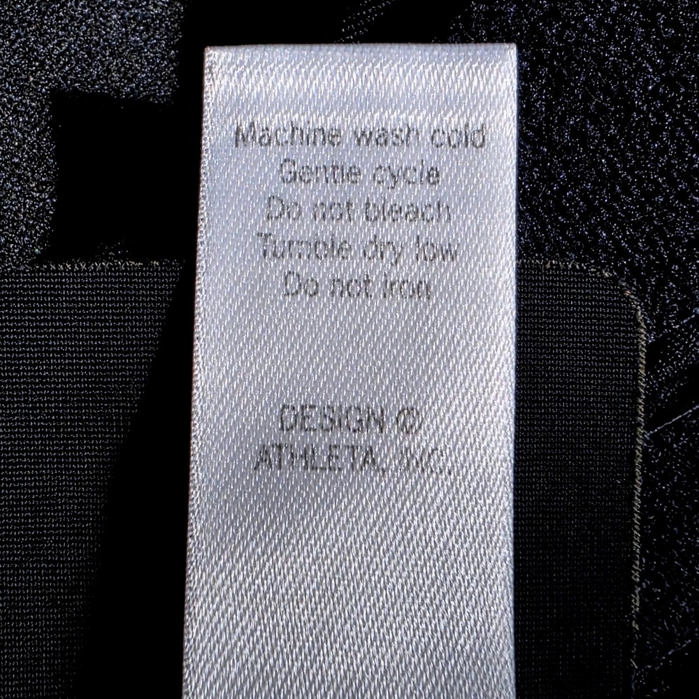 Athleta Yoga V-Neck Built-in Bra Tank Top Women 32B Black Ruched Activewear EUC - Picture 15 of 15